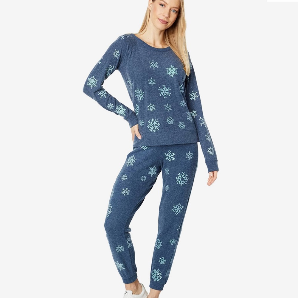 Bliss Knit Snowflake Lounge Set